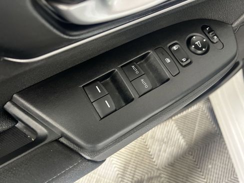 Used 2022 Honda CR-V EX image 12
