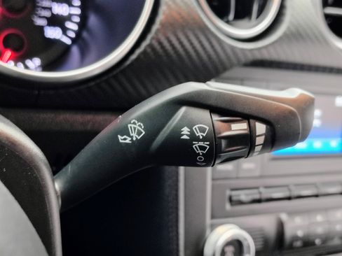 Used 2018 Ford Mustang Coupe image 34