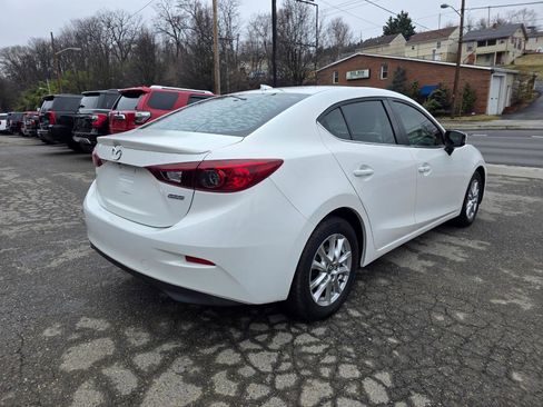 Used 2015 MAZDA MAZDA3 i Touring w/ Technology Package image 5