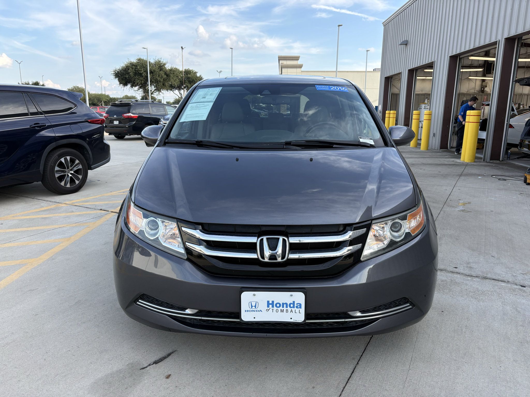 Used 2016 Honda Odyssey EX-L image 3