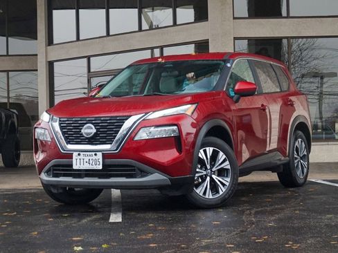 Used 2023 Nissan Rogue SV image 11