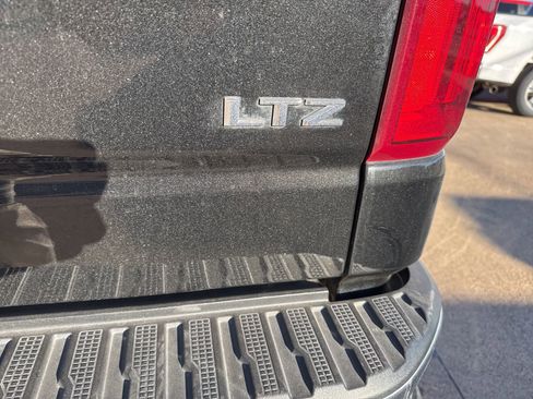 Used 2023 Chevrolet Silverado 1500 LTZ w/ LTZ Convenience Package II image 10