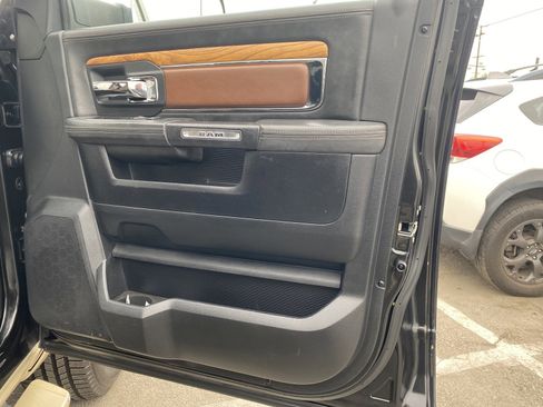 Used 2015 RAM 2500 Longhorn w/ Convenience Group image 30