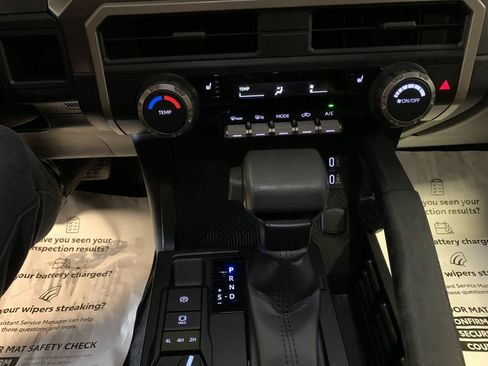 Used 2025 Toyota Tacoma SR5 AWD/4WD image 25