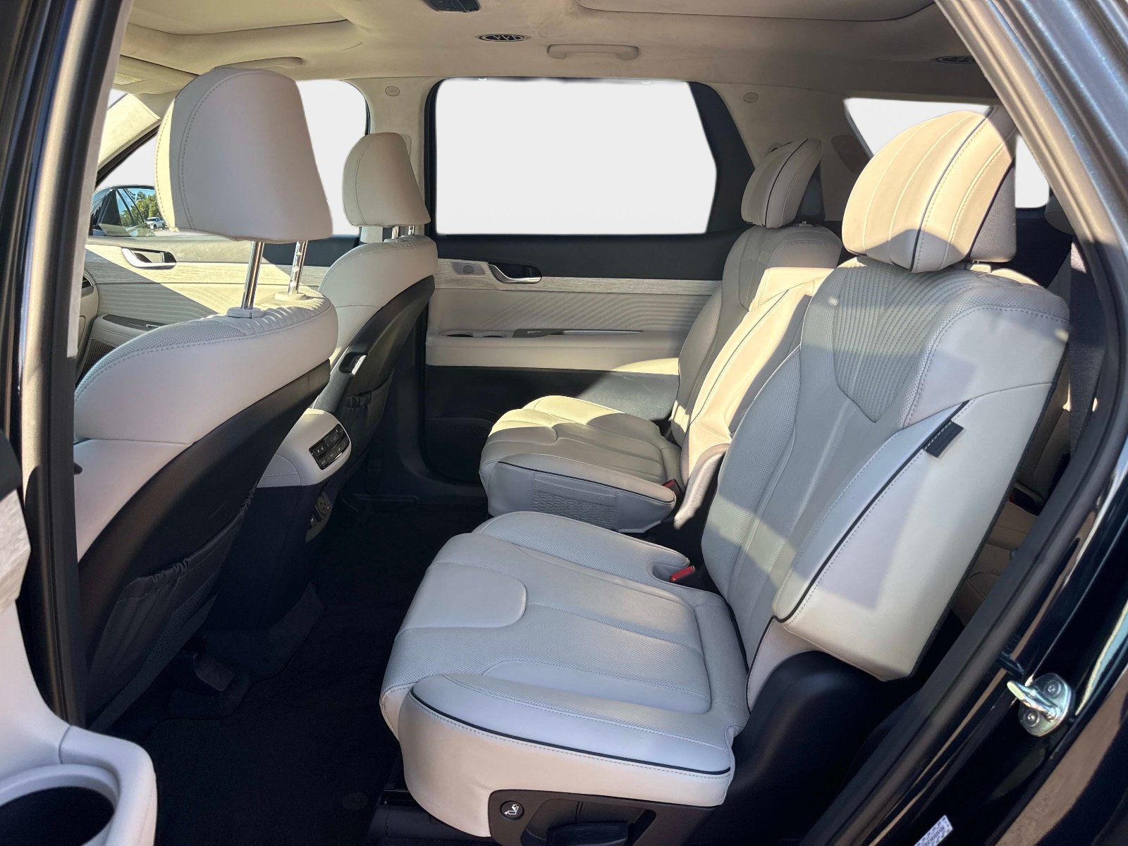 Used 2024 Hyundai Palisade Calligraphy AWD/4WD image 13