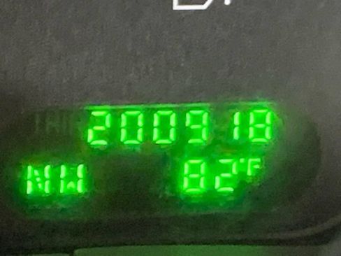 Used 2003 Ford Expedition XLT AWD/4WD image 26