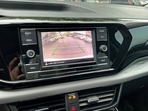 Used 2023 Volkswagen Taos S image 25