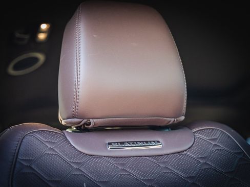 Certified 2025 Ford Explorer Platinum w/ Ultimate Package image 14