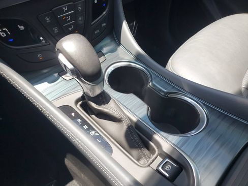 Used 2020 Buick Envision Essence w/ LPO, Interior Luxury Package FWD image 28