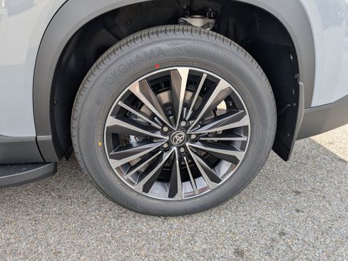 New 2026 Toyota Grand Highlander AWD Hybrid image 31