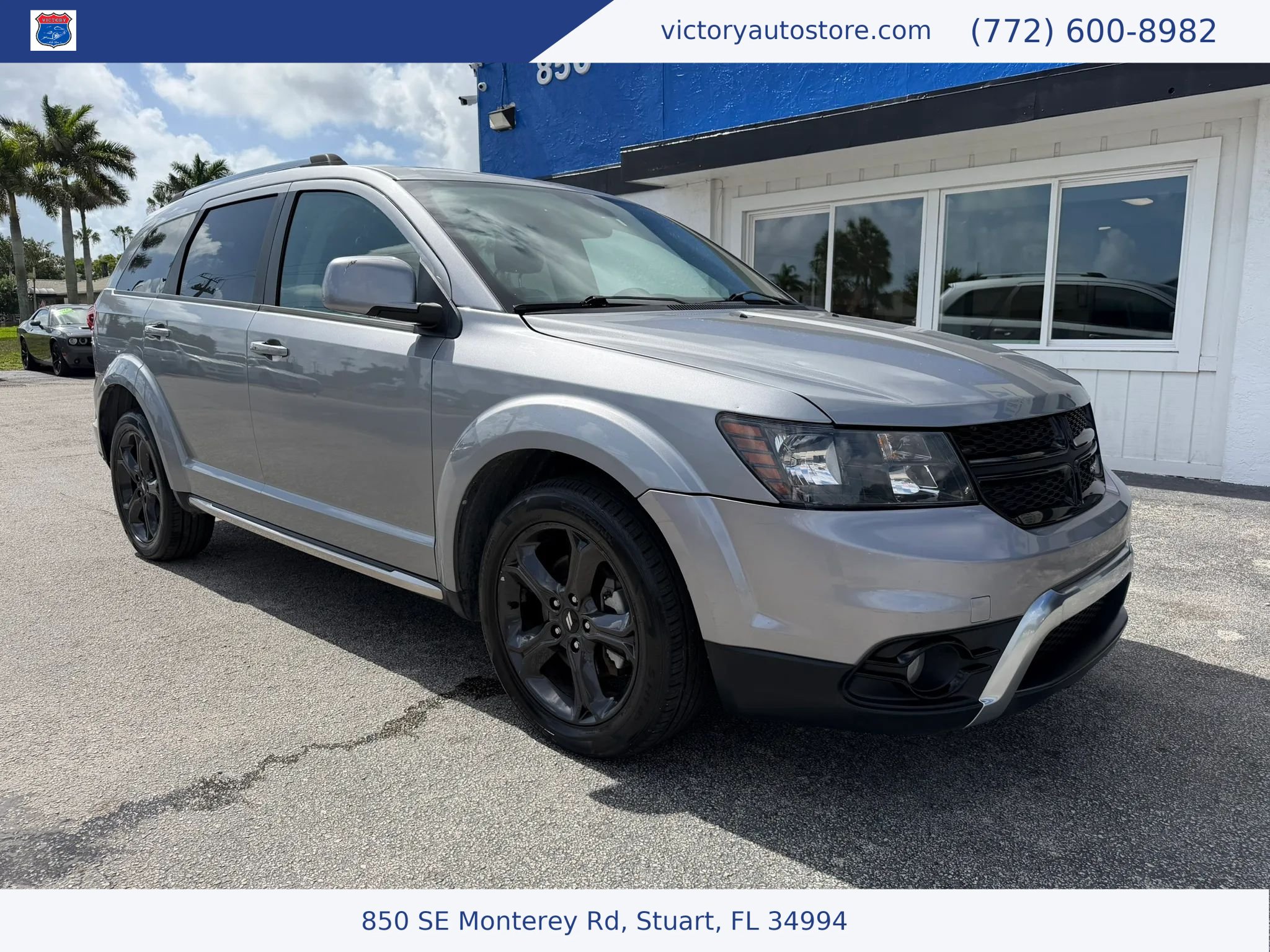 Used 2020 Dodge Journey Crossroad FWD image 1