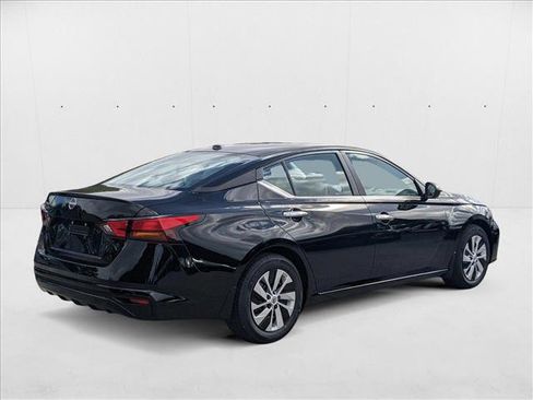 New 2025 Nissan Altima 2.5 S FWD image 2