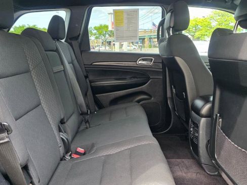 Used 2018 Jeep Grand Cherokee Laredo AWD/4WD image 13