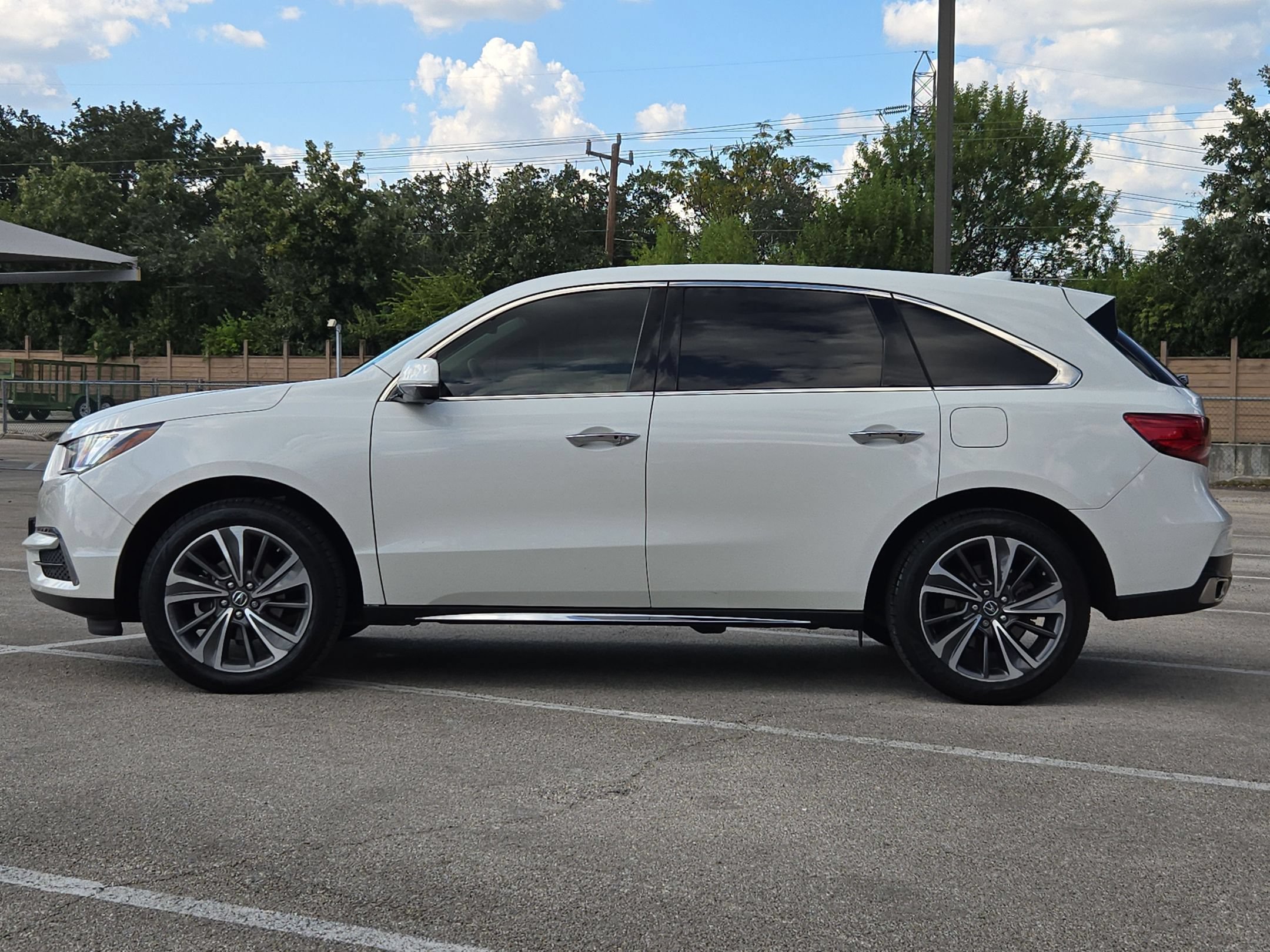 Used 2019 Acura MDX w/ Technology Package FWD image 6