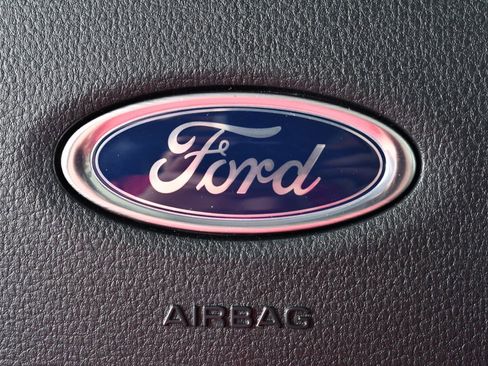 New 2025 Ford F350 Lariat w/ Lariat Ultimate Package image 38