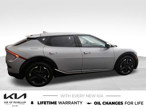 New 2026 Kia EV6 Wind AWD/4WD image 4