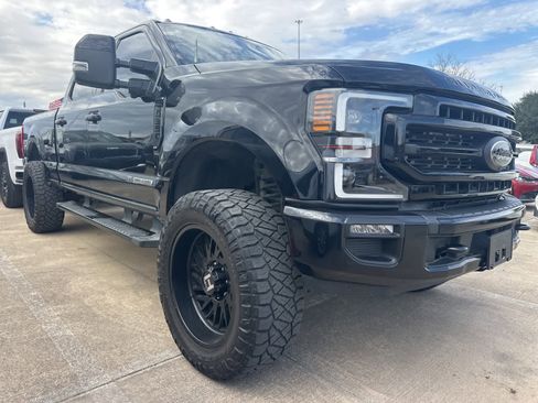 Used 2021 Ford F350 Lariat image 5