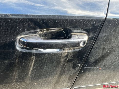 Used 2015 Toyota 4Runner Trail Premium AWD/4WD image 10