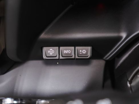 Used 2024 GMC Sierra 1500 AT4 w/ Technology Package image 20