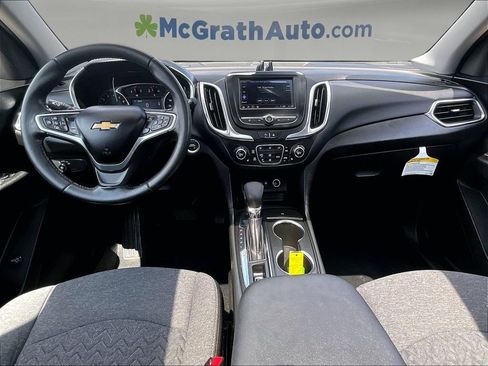 Used 2022 Chevrolet Equinox LT AWD/4WD image 9