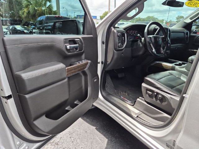 Used 2020 Chevrolet Silverado 1500 RST AWD/4WD image 9