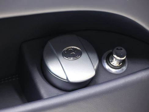 Used 2015 Bentley Flying Spur V8 AWD/4WD image 45