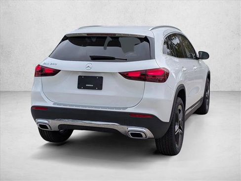 New 2026 Mercedes-Benz GLA 250 image 2
