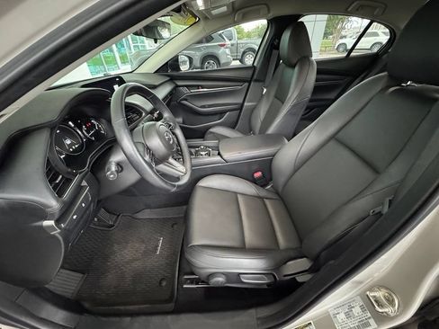 Used 2025 MAZDA MAZDA3 s FWD image 11
