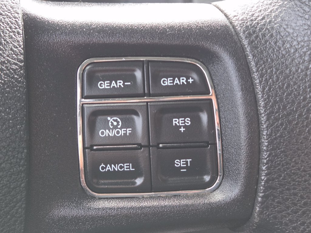 Used 2017 RAM 1500 Express w/ Express Value Package AWD/4WD image 17