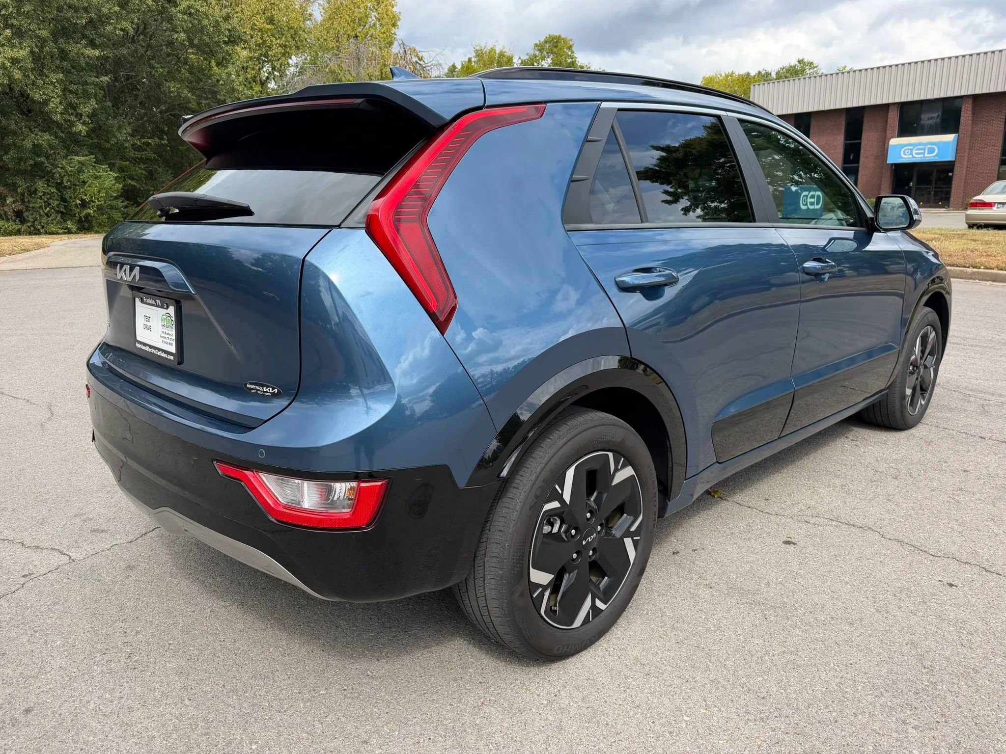 Used 2024 Kia Niro Wind FWD image 4