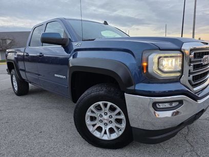 Used 2017 GMC Sierra 1500 SLE w/ SLE Value Package