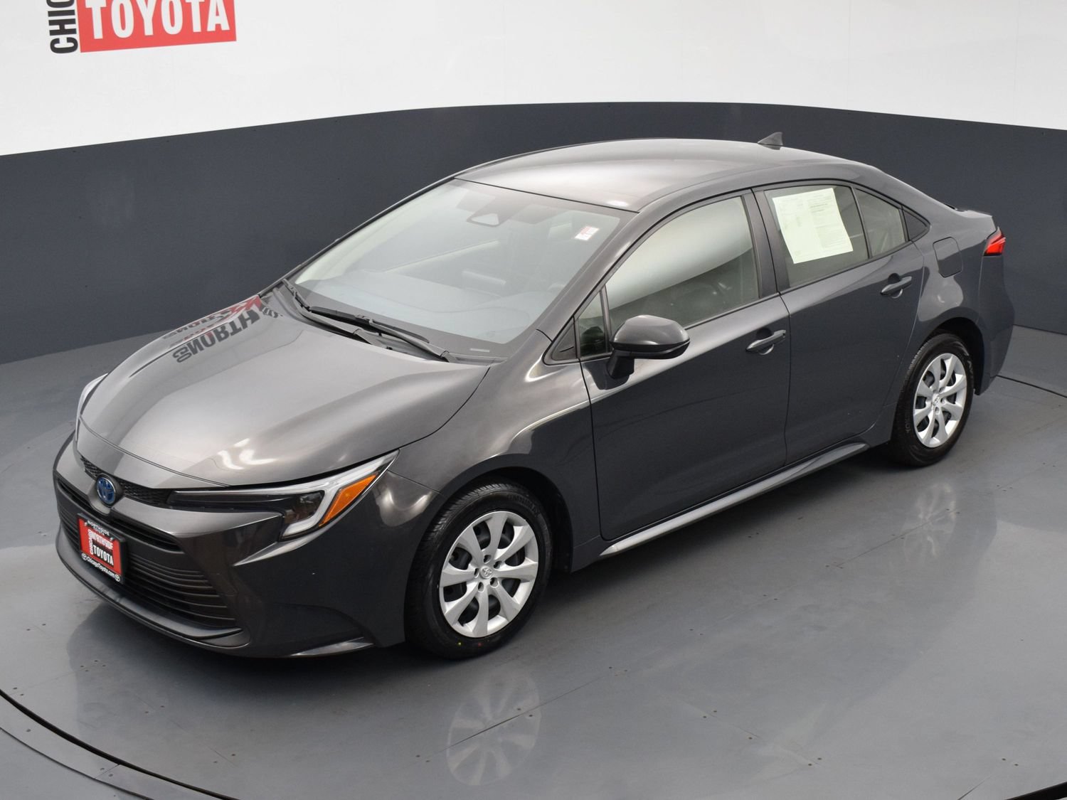 Used 2025 Toyota Corolla LE FWD image 23