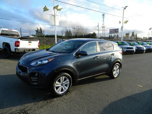 Used 2018 Kia Sportage LX image 4