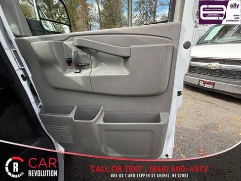 Used 2017 Chevrolet Express 3500 LT w/ LT Preferred Equipment Group image 35