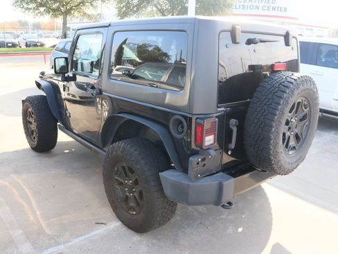 Used 2014 Jeep Wrangler Sport image 8