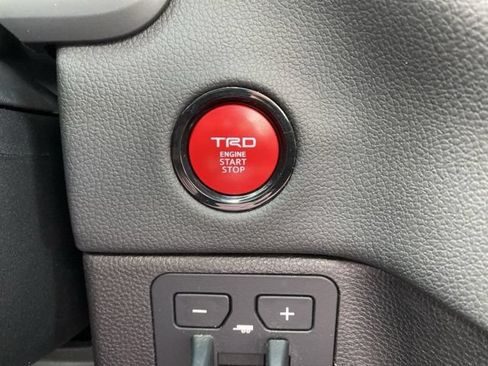 Used 2025 Toyota Tundra Limited w/ TRD Off-Road Package AWD/4WD image 9
