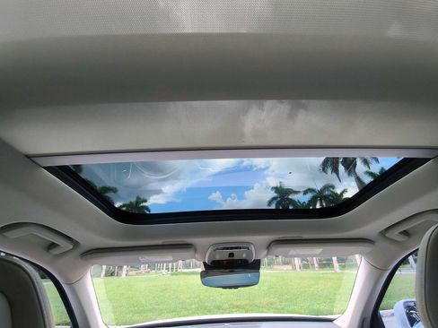Used 2021 Volvo XC90 T5 Momentum w/ Protection Package Premier FWD image 13