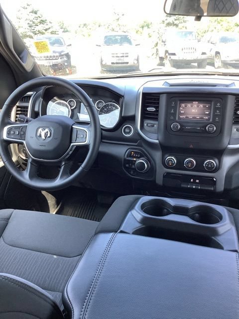 Used 2023 RAM 1500 Big Horn AWD/4WD image 13