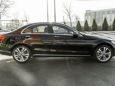 Used 2018 Mercedes-Benz C 300 4MATIC Sedan image 3