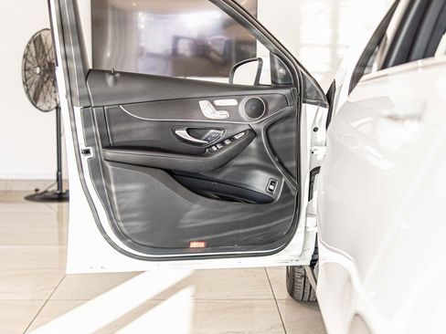 Used 2022 Mercedes-Benz GLC 300 4MATIC image 30