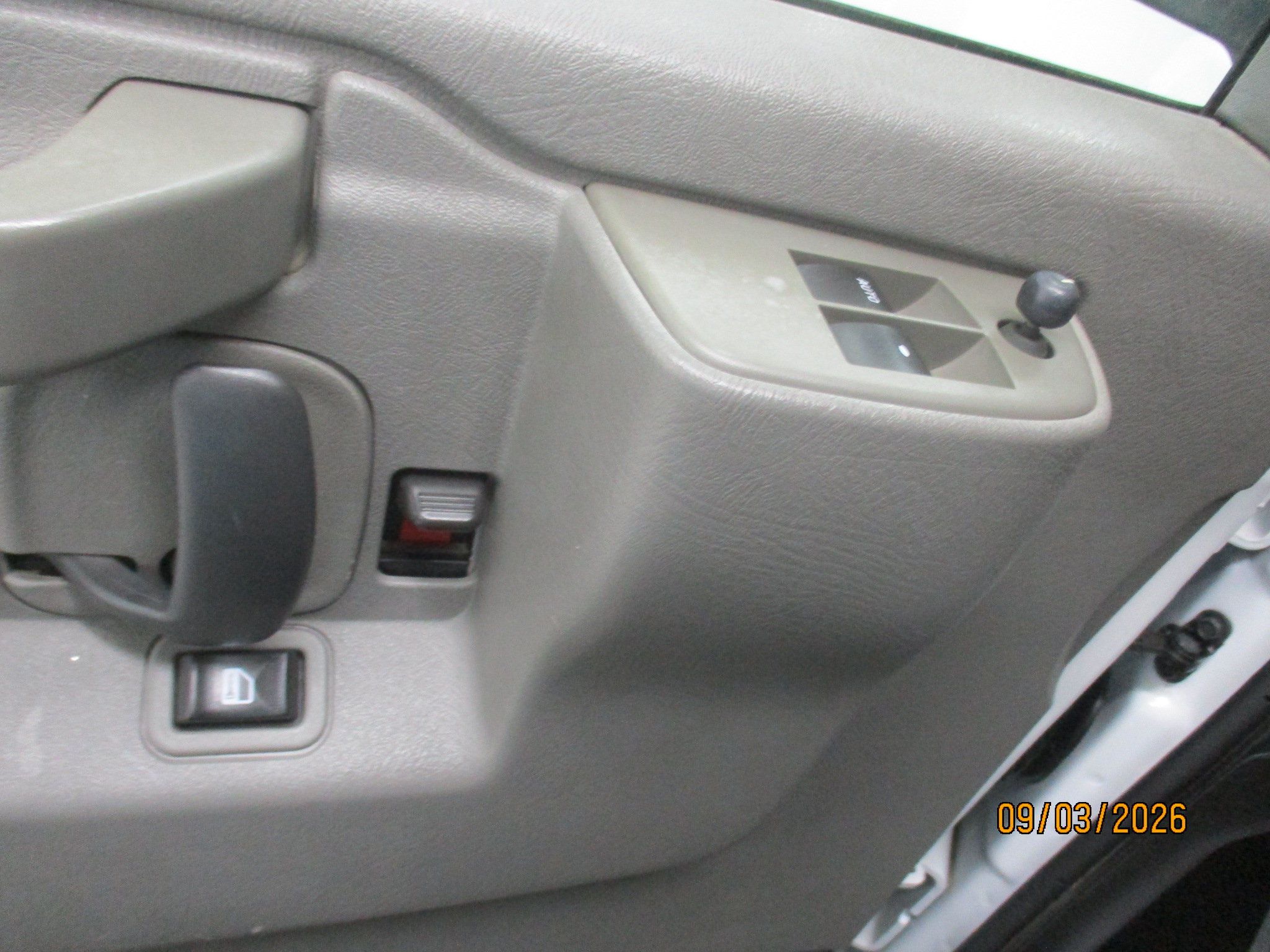 Used 2017 Chevrolet Express 2500 LS RWD image 16
