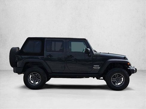 Used 2018 Jeep Wrangler Unlimited Sport S AWD/4WD image 4