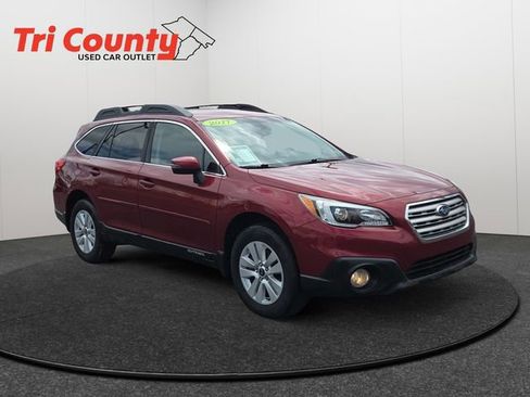 Used 2017 Subaru Outback 2.5i Premium AWD/4WD image 1