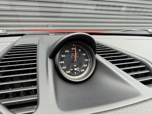 Certified 2018 Porsche 911 GT3 RWD image 26