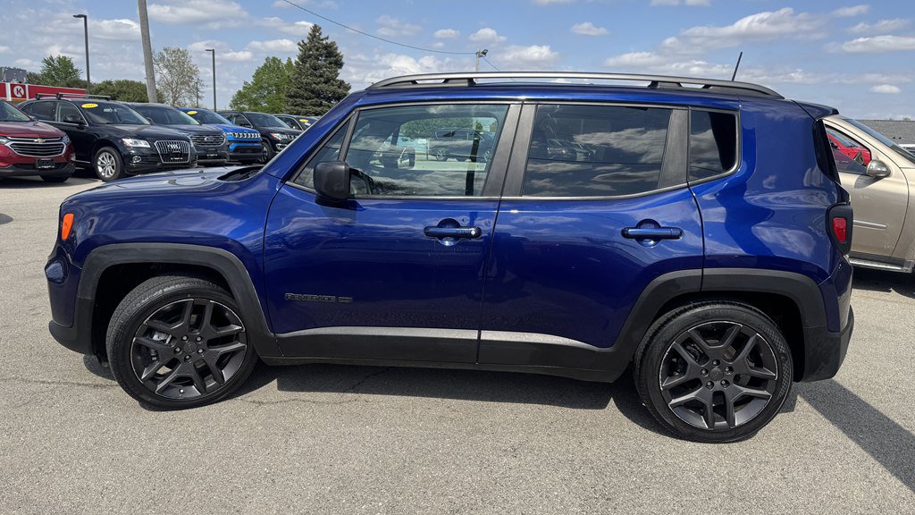 Used 2021 Jeep Renegade Latitude FWD image 5