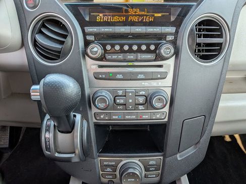 Used 2012 Honda Pilot Touring image 7