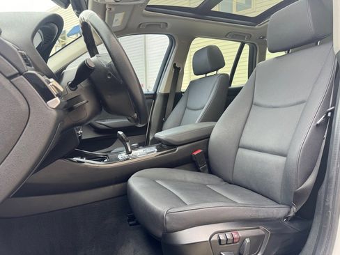 Used 2016 BMW X3 xDrive28i image 12