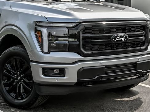 Used 2025 Ford F150 Lariat w/ Equipment Group 502A High AWD/4WD image 2