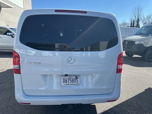 Used 2023 Mercedes-Benz Metris Passenger image 5