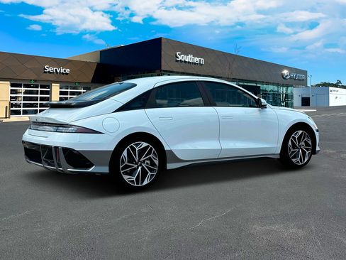 New 2024 Hyundai Ioniq 6 SEL AWD/4WD image 9